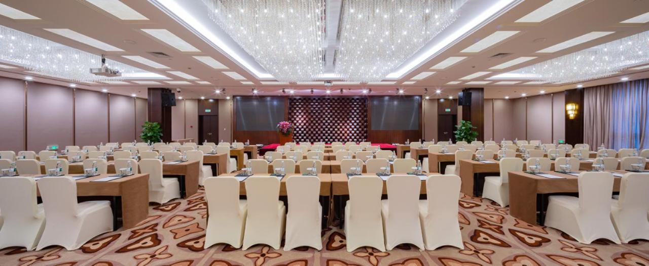 שנגחאי Broadway Mansions Hotel - On The Bund מראה חיצוני תמונה