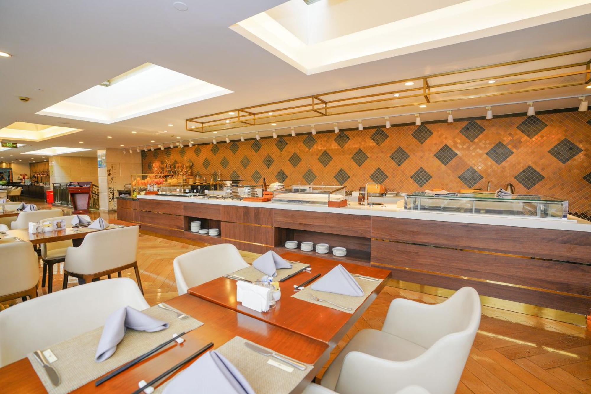 שנגחאי Broadway Mansions Hotel - On The Bund מראה חיצוני תמונה